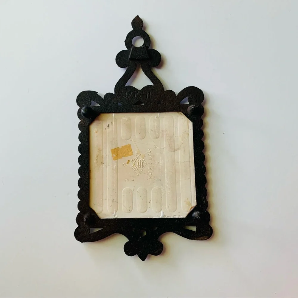 Vintage Iron Trivet “Kitchen Closed on Sundays” Ceramic Tile. Fun gift!